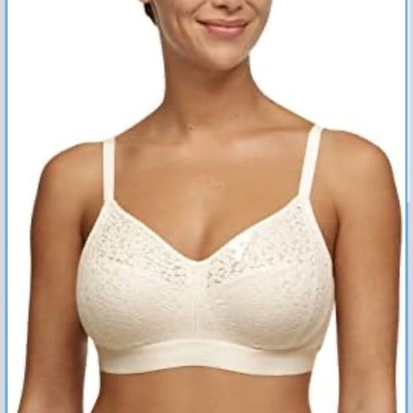 Chantelle Other - Chantelle Norah 36G Ivory Lace Longline Bra Supportive